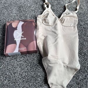 Women's Small Cream Shapewear Bodysuit